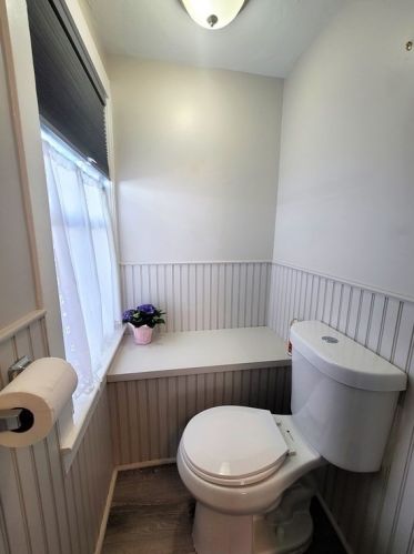 4 Estabrook St, Royalston MA  01331-3515 exterior