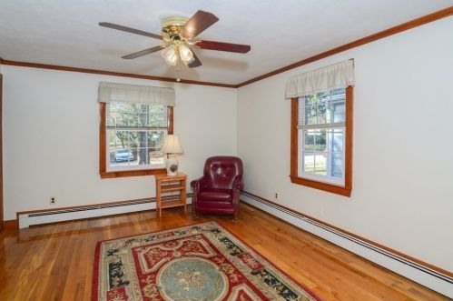 25 Hope Rd, Hingham MA 02043-3465 exterior