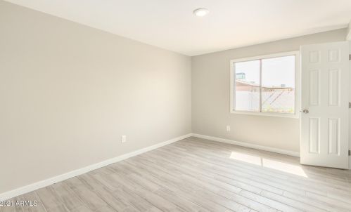 1608 65th Ave, Phoenix AZ 85033-1601 exterior