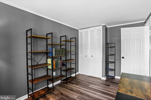 6213 Greenblade Garth, Columbia MD  21045-4218 exterior