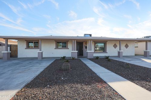 3121 Bethany Home Rd, Phoenix, AZ 85017-1502