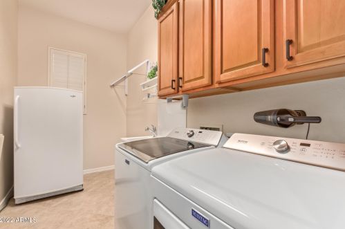 40425 Chase Oaks Way, Phoenix AZ 85086-1888 exterior