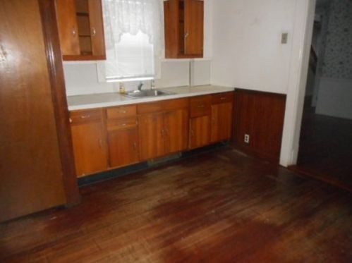 400 Adams St, Milton MA 02186-4245 exterior