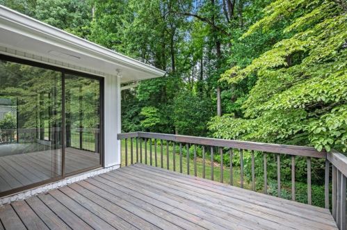 4831 Cambridge Dr, Atlanta GA  30338-5005 exterior