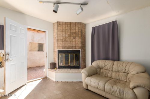 2938 Coronado Rd, Phoenix AZ 85008-3825 exterior