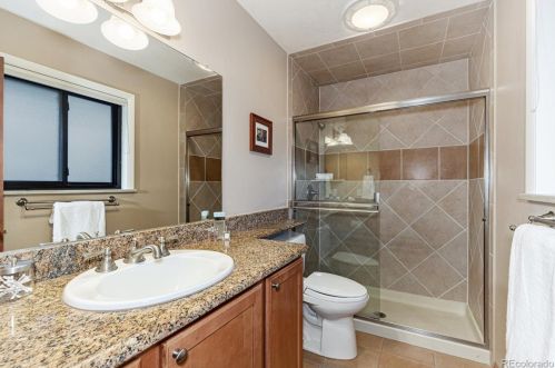 9164 Tufts Ave, Englewood CO 80111-1165 exterior