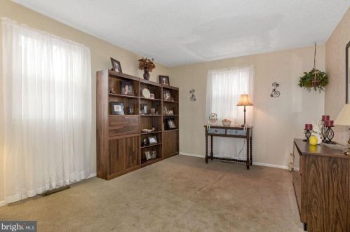 554 Elberne Ave, West Deptford NJ 08093-1715 exterior