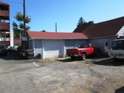 392 Watertown St, Newton, MA 02458-1120