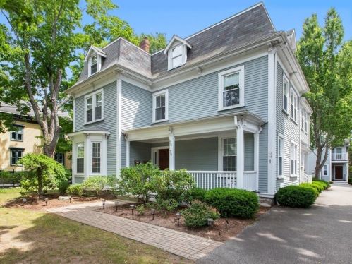 78 Highland Ave, Newton, MA 02460-1811