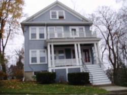 212 Newtonville Ave, Newton, MA 02458-1844
