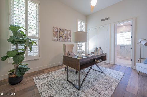 6417 30th Way, Phoenix AZ  85016-8927 exterior