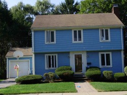 11 Hagen Rd, Newton, MA 02459-2729
