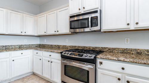 27626 18th Dr, Phoenix AZ  85085-5325 exterior