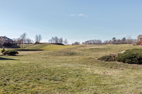 16 Black Rock Dr, Hingham MA 02043-4892 exterior