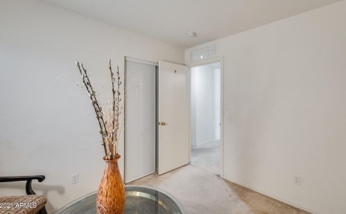 3127 Alta Vista Rd, Phoenix AZ 85041-5211 exterior