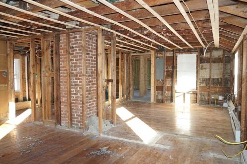 325 Ctr St, West Bridgewater MA 02379-1624 exterior