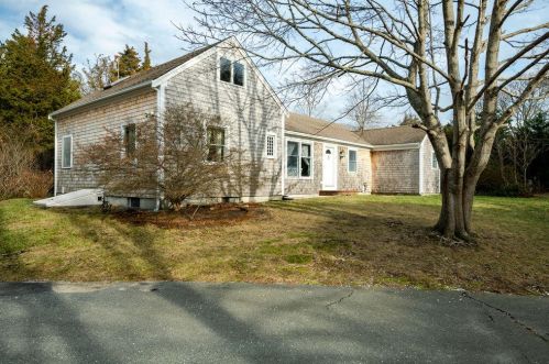 15 Highland Rd, Eastham MA 02642-3302 exterior