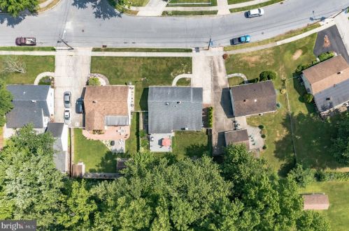 335 May Ave, West Deptford NJ 08096-1166 exterior