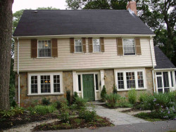 16 Kingston Rd, Newton, MA 02461-1014