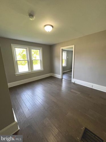 111 Washington St, West Deptford NJ  08066-1360 exterior