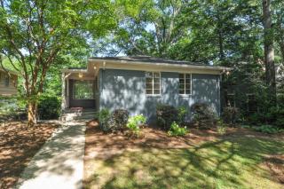 413 Cliff Pl, Birmingham AL  35209-5201 exterior