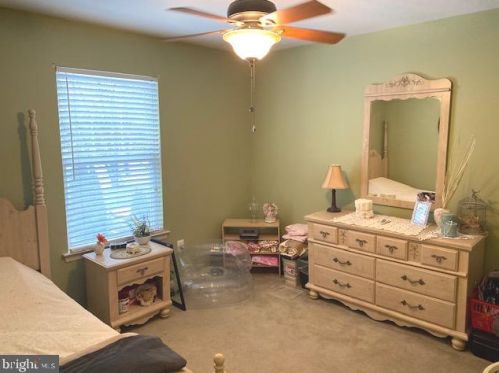 112 Talon Ln, West Deptford NJ 08093-2322 exterior