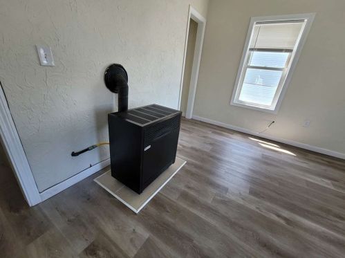 26 Hooper St, Worcester MA 01605-2748 exterior