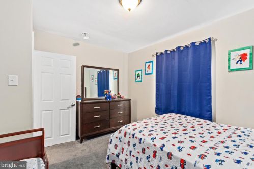 681 Washington Ave, West Deptford NJ  08096-3544 exterior