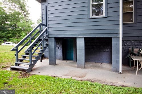 156 Turkey Hill Rd, West Deptford NJ  08093-2312 exterior