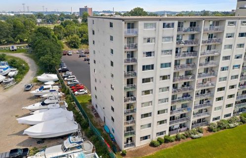 200 Cove Way, Quincy MA  02169-5882 exterior