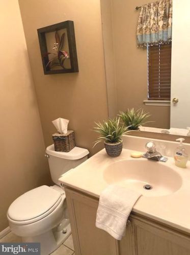 112 Talon Ln, West Deptford NJ 08093-2322 exterior