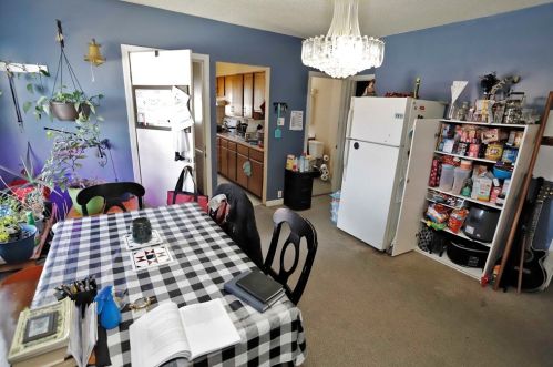 10 Viall St, New Bedford MA 02744-2505 exterior