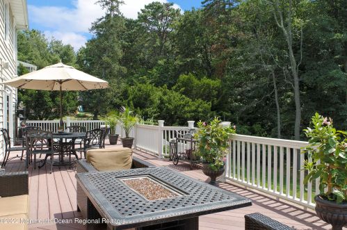 32 Lambert Johnson Dr, Tinton Falls NJ 07712-3753 exterior