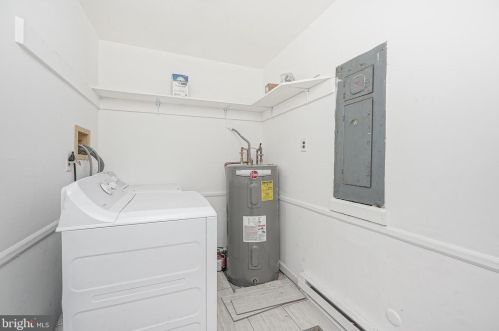 409 Mantua Ave, West Deptford NJ 08066-1277 exterior