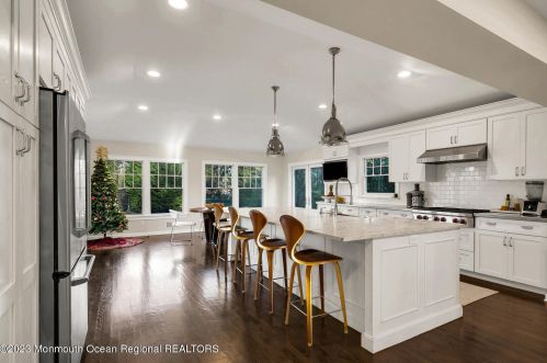 67 Rivers Edge Dr, Little Silver NJ  07739-1708 exterior