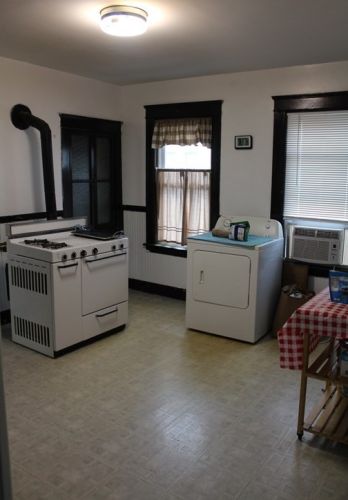 402 Grafton St, Worcester MA 01604-3818 exterior