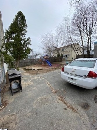 31 Clifton St, Lawrence MA  01843-2117 exterior