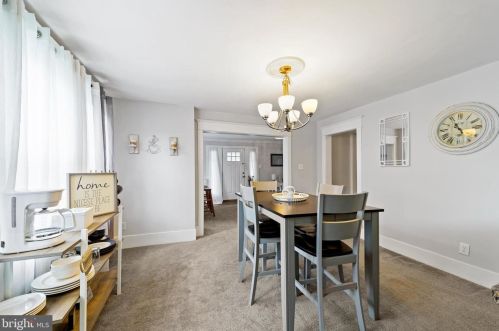 308 Colonial Ave, West Deptford NJ  08096-1010 exterior