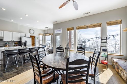 4019 Sunrise Dr, Park City UT 84098-4757 exterior