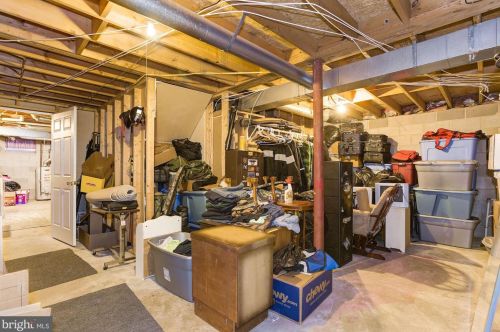 420 Pennsylvania Ave, West Deptford NJ 08063-1223 exterior