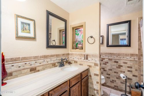 414 Behrend Dr, Phoenix AZ 85050-3992 exterior