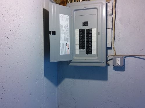 20 Doris St, Worcester MA 01606-1308 exterior