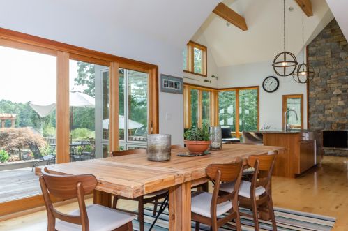 155 Great Nck Rd, Wareham MA 02571-2426 exterior