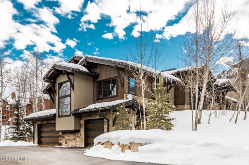2424 Iron Mtn Dr, Park City UT 84060-6559 exterior