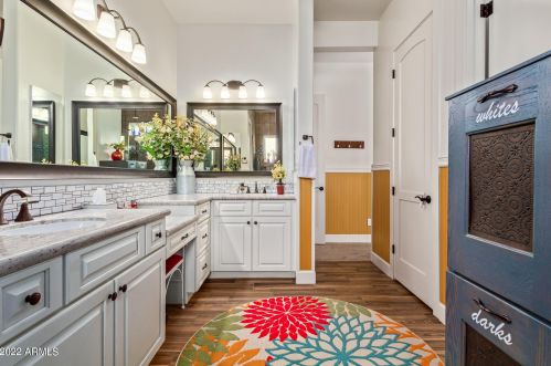 5310 2nd St, Phoenix AZ 85085-7756 exterior