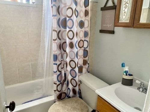 107 Chancery St, New Bedford MA 02740-3568 exterior