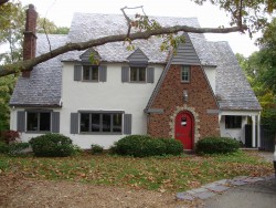 41 Dorset Rd, Newton, MA 02468-1457