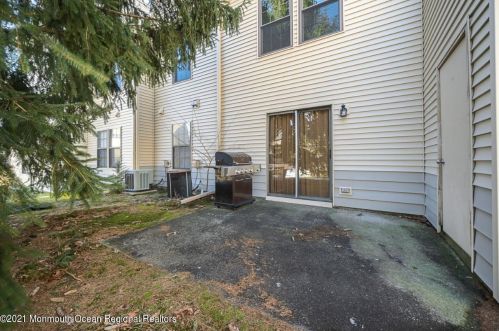 308 Sage Ct, Jackson Twp NJ 08527-4146 exterior