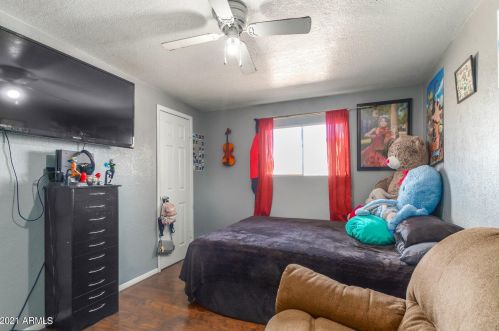 3851 63 Dr, Phoenix AZ 85033-5204 exterior