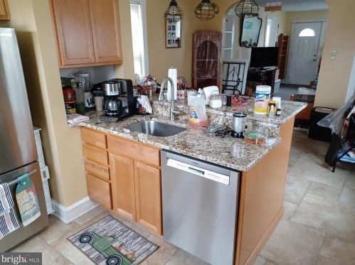 615 Hessian Ave, West Deptford NJ 08063-1243 exterior